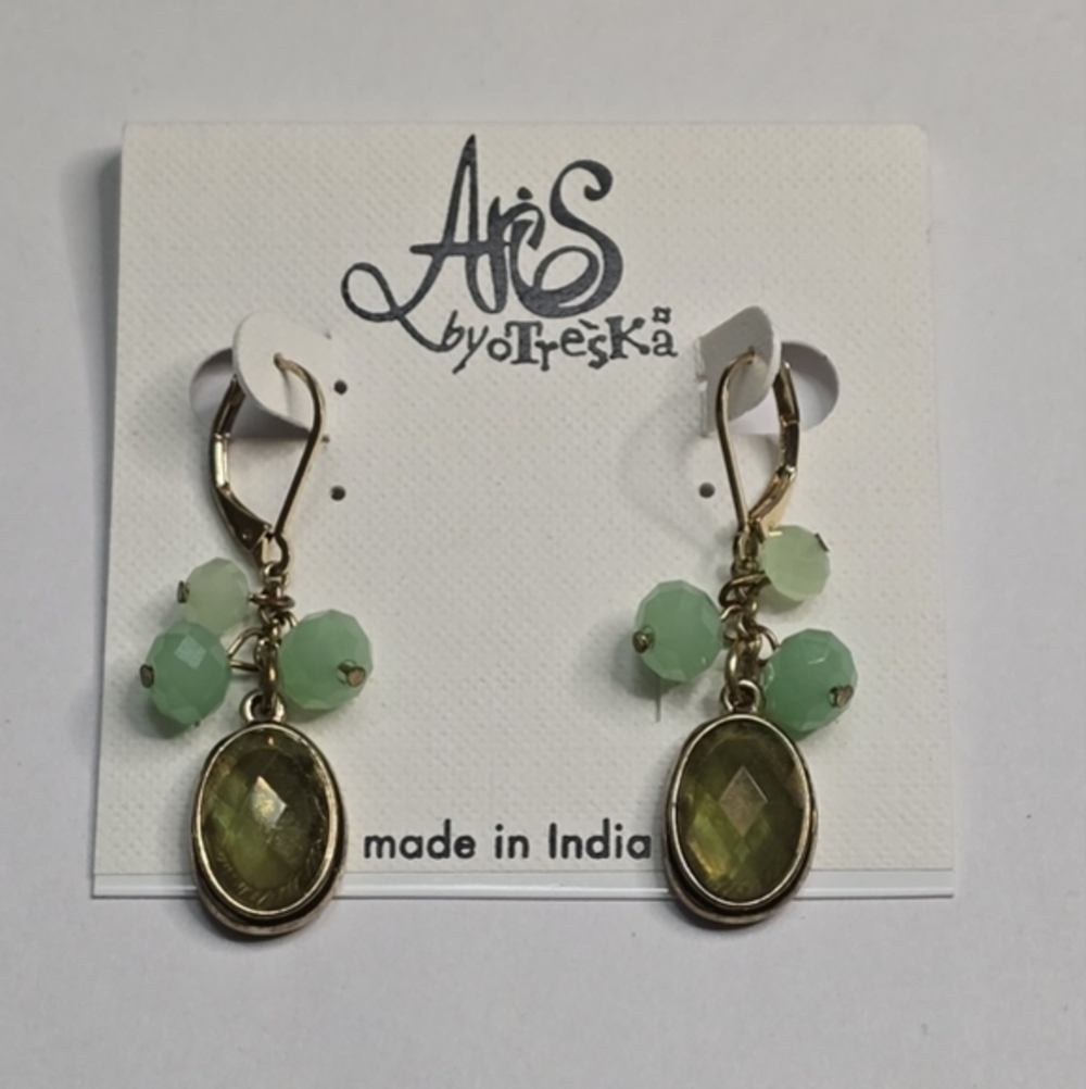 Treska Gold Tone Green Faceted Bead Dangle‎ Drop Earrings New